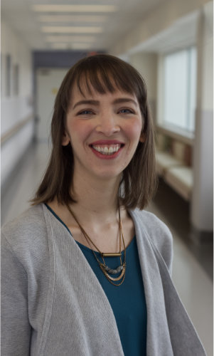 Dr. Carly Loomes